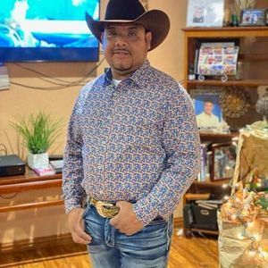 Meet your Posher, Rogelio